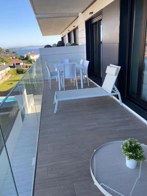Precioso Apartamento Con Terraza Y Piscina En Portonovo-Sanxenxo ภายนอก รูปภาพ