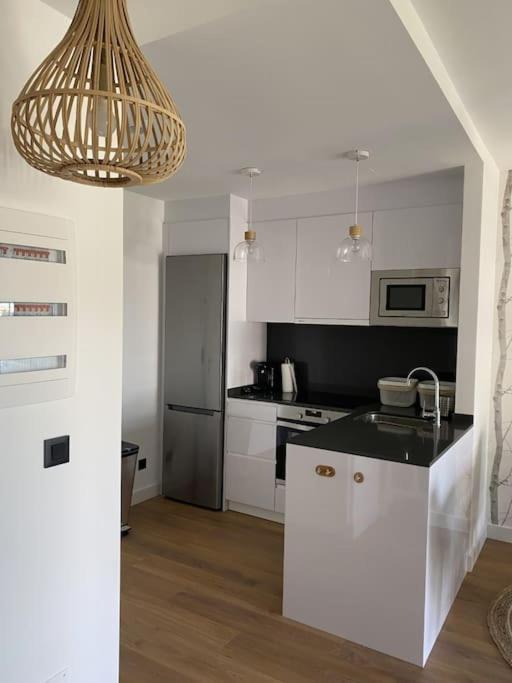Precioso Apartamento Con Terraza Y Piscina En Portonovo-Sanxenxo ภายนอก รูปภาพ