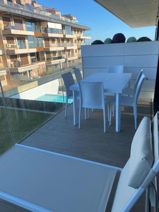 Precioso Apartamento Con Terraza Y Piscina En Portonovo-Sanxenxo ภายนอก รูปภาพ