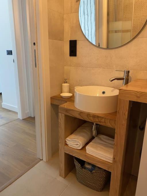 Precioso Apartamento Con Terraza Y Piscina En Portonovo-Sanxenxo ภายนอก รูปภาพ
