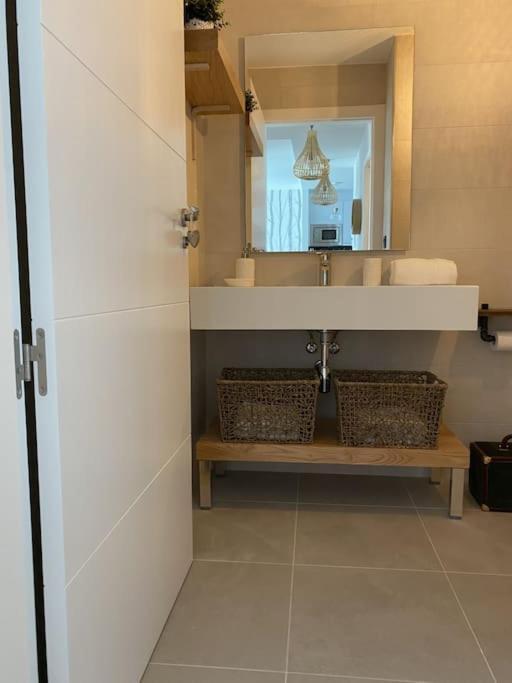 Precioso Apartamento Con Terraza Y Piscina En Portonovo-Sanxenxo ภายนอก รูปภาพ