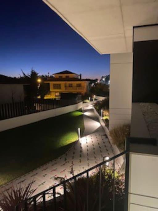 Precioso Apartamento Con Terraza Y Piscina En Portonovo-Sanxenxo ภายนอก รูปภาพ