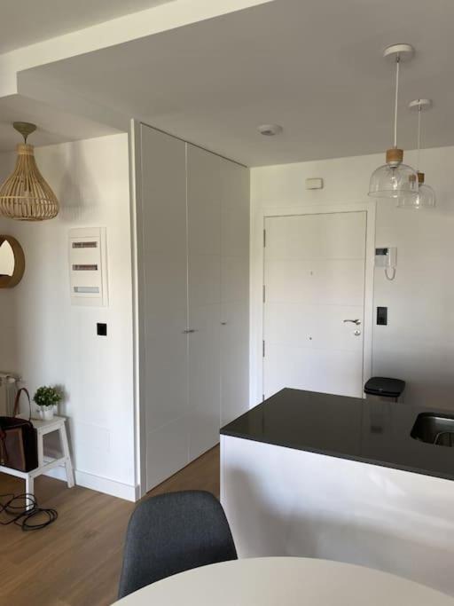 Precioso Apartamento Con Terraza Y Piscina En Portonovo-Sanxenxo ภายนอก รูปภาพ